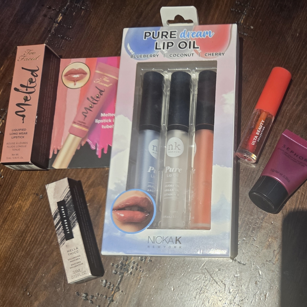 7 Lip Glosses, Various Types, All BRAND NEW